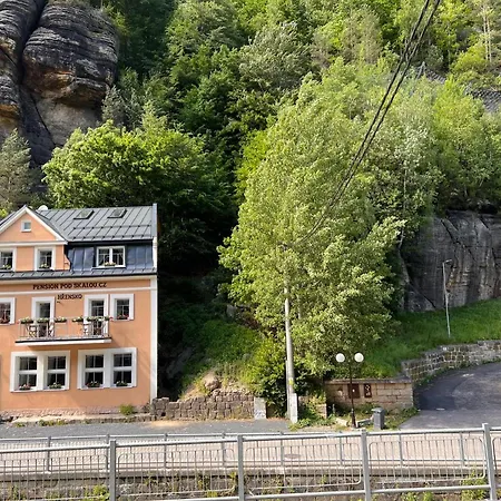 Gasthuis Pod Skalou Hřensko