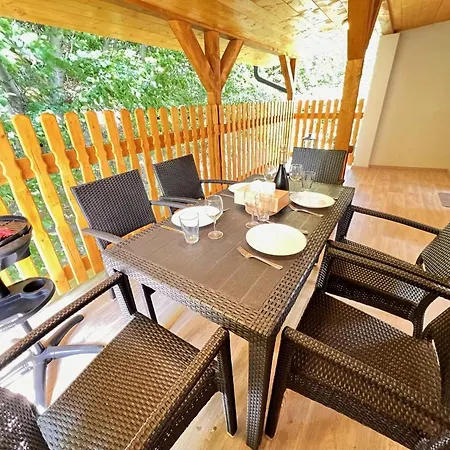 Pod Skalou Guest house
