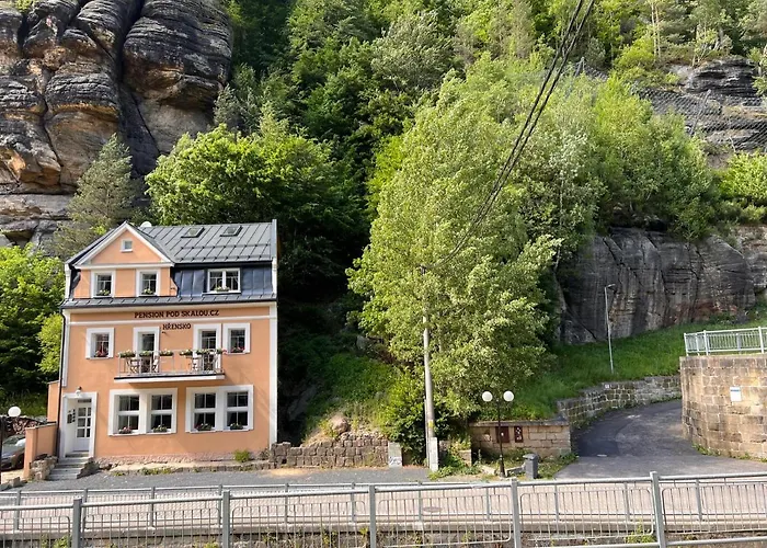Gæstehus Pod Skalou Hřensko
